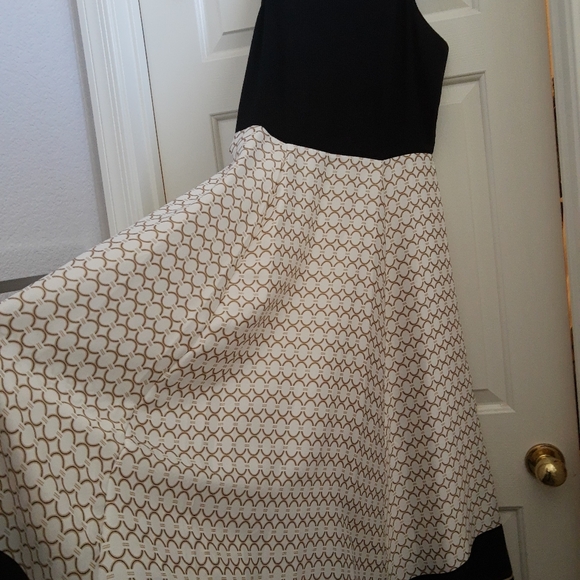 Ann Taylor dress - Picture 2 of 4